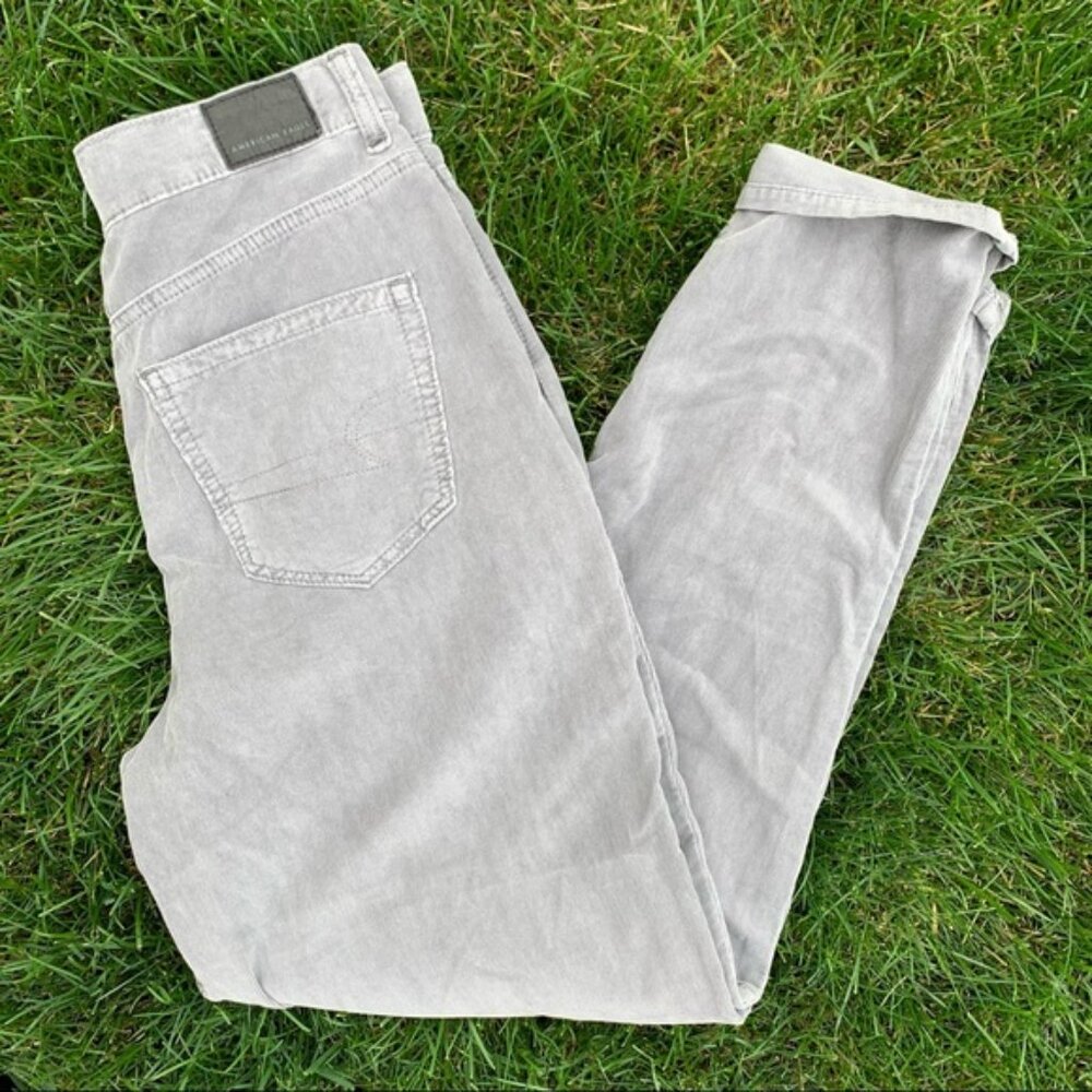 American Eagle Corduroy Pleated Grey Mom Jeans